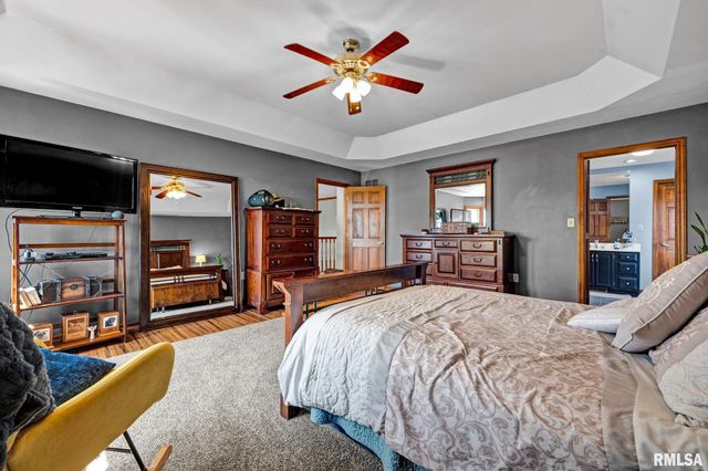 530 Goodsill Drive, East Galesburg, IL 61430