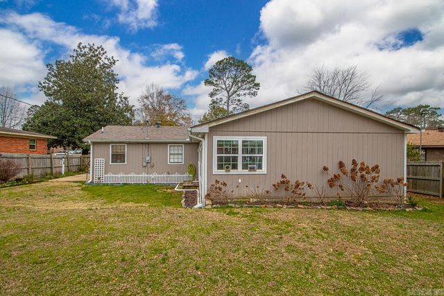 912 W Vine, Sheridan, AR 72150