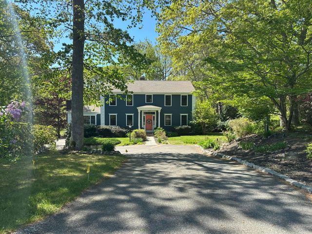14 Willie Nick Way, Dennis, MA 02638