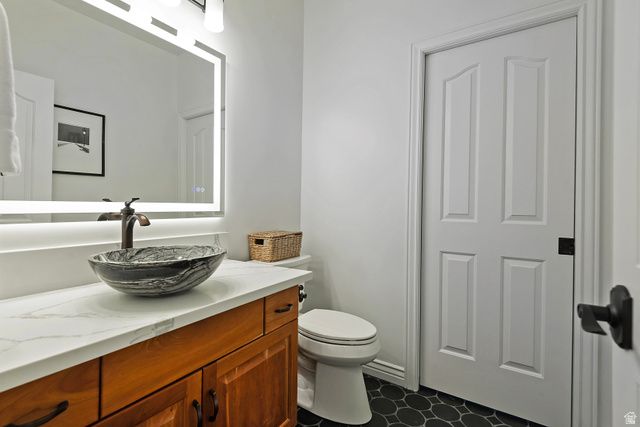 6669 S ANNE MARIE DR, Cottonwood Heights, UT 84121