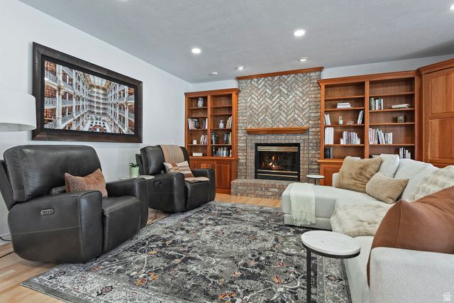 6669 S ANNE MARIE DR, Cottonwood Heights, UT 84121