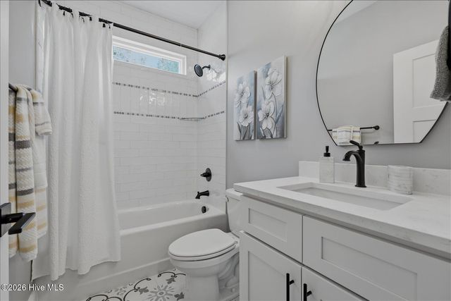 326 NE 55th Street, Oak Island, NC 28465