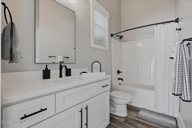 326 NE 55th Street, Oak Island, NC 28465