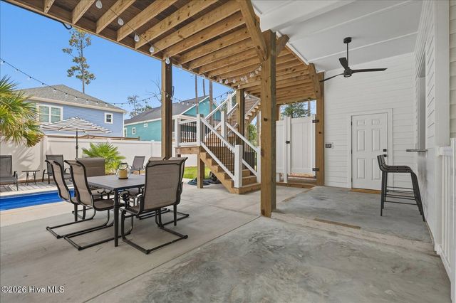 326 NE 55th Street, Oak Island, NC 28465