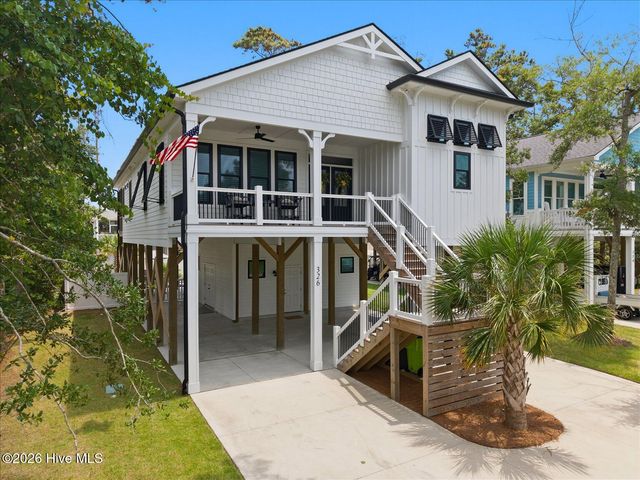 326 NE 55th Street, Oak Island, NC 28465