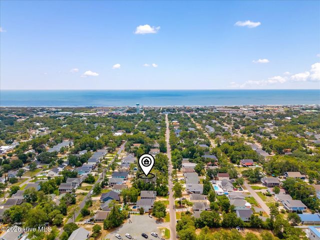 326 NE 55th Street, Oak Island, NC 28465
