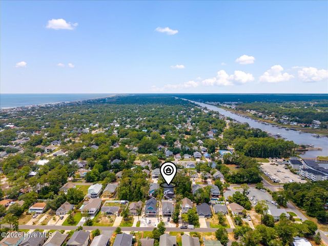 326 NE 55th Street, Oak Island, NC 28465