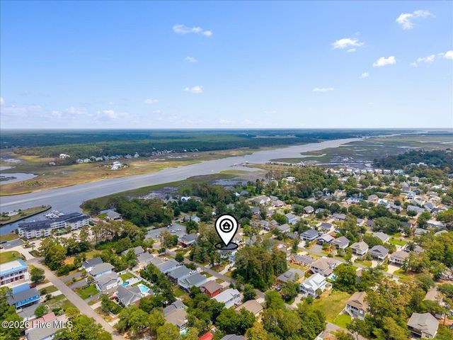 326 NE 55th Street, Oak Island, NC 28465
