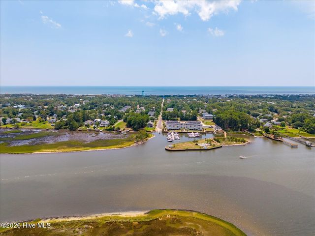 326 NE 55th Street, Oak Island, NC 28465