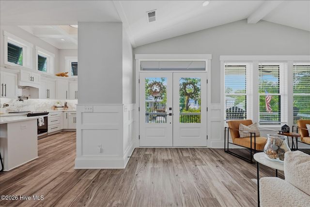 326 NE 55th Street, Oak Island, NC 28465