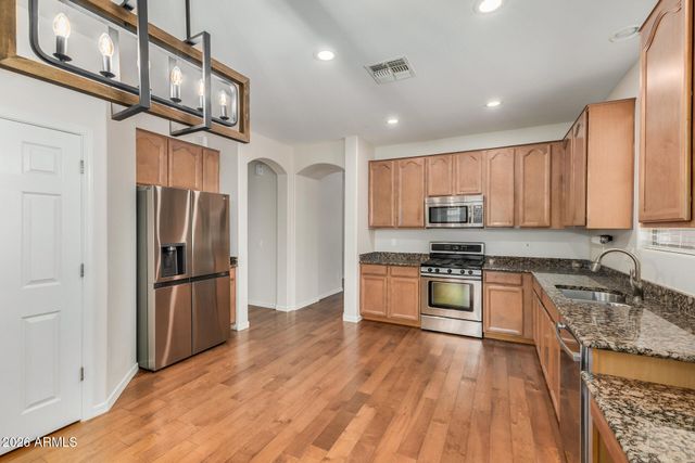 15292 W EDGEMONT Avenue, Goodyear, AZ 85395