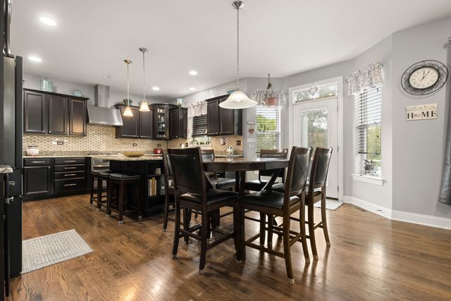 4508 Drendel Road, Downers Grove, IL 60515