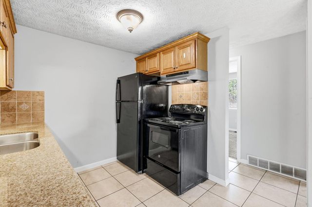 4943 Old Tree Avenue, Columbus, OH 43228