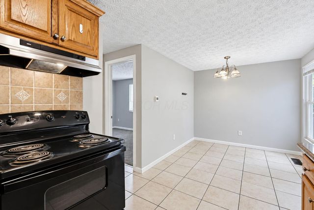4943 Old Tree Avenue, Columbus, OH 43228