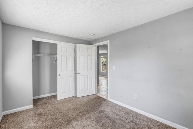 4943 Old Tree Avenue, Columbus, OH 43228