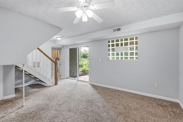 4943 Old Tree Avenue, Columbus, OH 43228