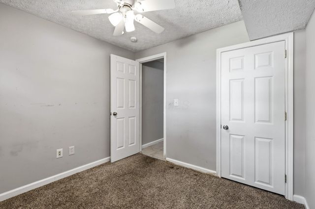 4943 Old Tree Avenue, Columbus, OH 43228