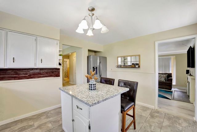 3962 S Fordham Place, Silverton, OH 45213