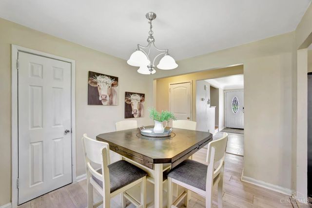 3962 S Fordham Place, Silverton, OH 45213