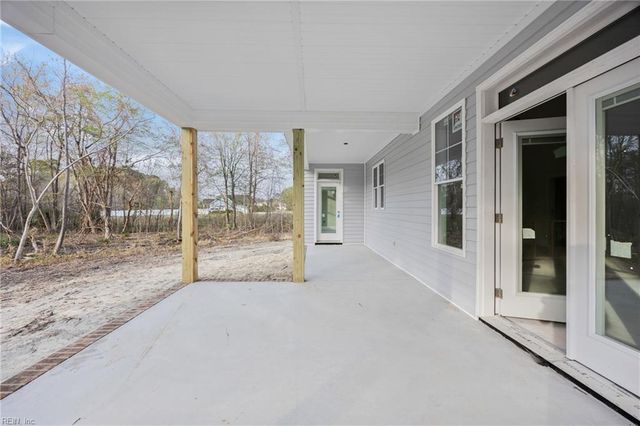 904 Broomfield TRL, Elizabeth City, NC 27909