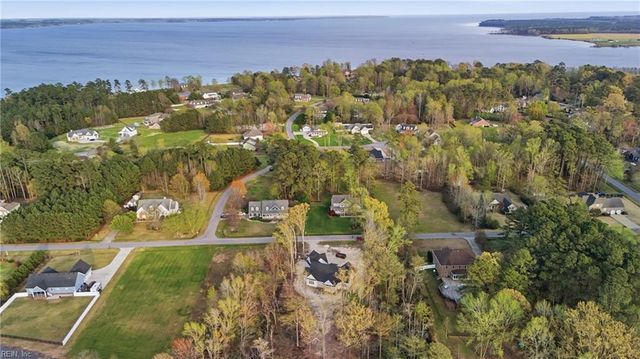 904 Broomfield TRL, Elizabeth City, NC 27909