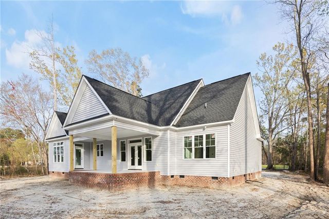 904 Broomfield TRL, Elizabeth City, NC 27909