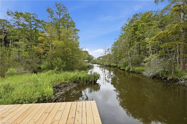 904 Broomfield TRL, Elizabeth City, NC 27909