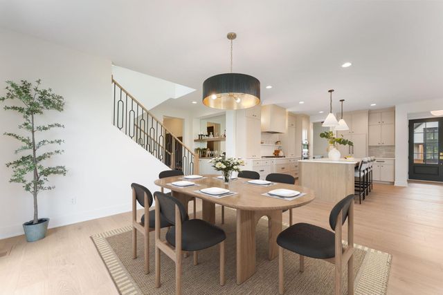 734 Ensconced Way, Chaska, MN 55318