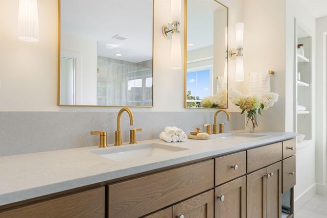 734 Ensconced Way, Chaska, MN 55318