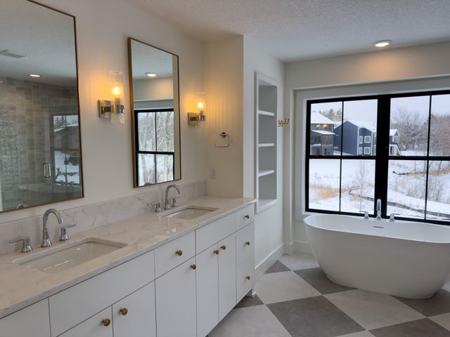 734 Ensconced Way, Chaska, MN 55318