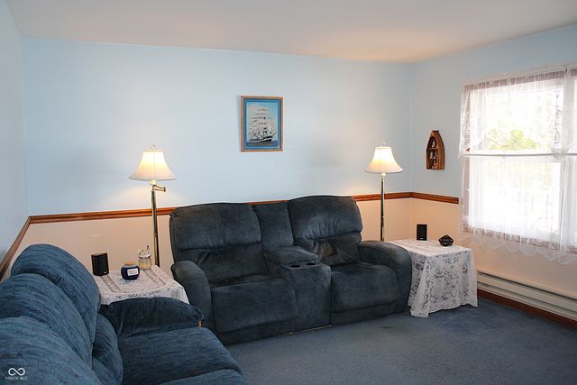 6052 N Deckshire Lane, Shirley, IN 47384