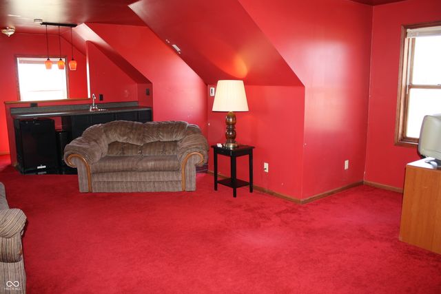 6052 N Deckshire Lane, Shirley, IN 47384