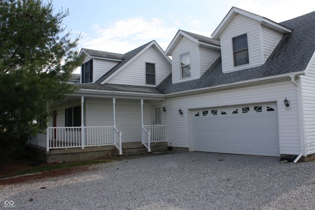 6052 N Deckshire Lane, Shirley, IN 47384