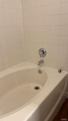 1520 Washington Avenue R327, St Louis, MO 63103