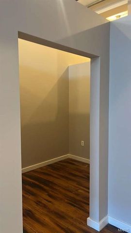 1520 Washington Avenue R327, St Louis, MO 63103