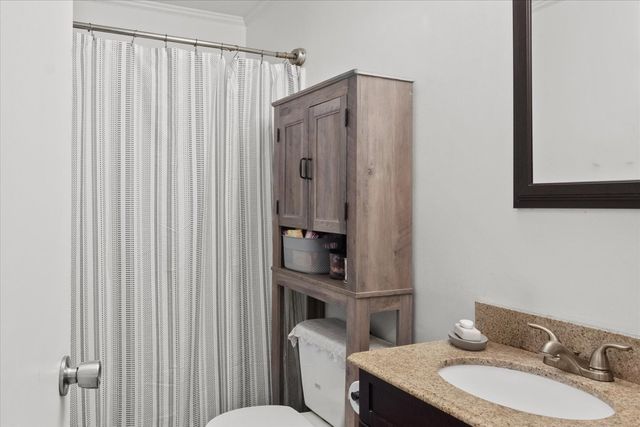 2073 Phillips St, Lewisburg, TN 37091