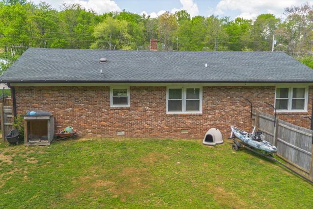 2073 Phillips St, Lewisburg, TN 37091