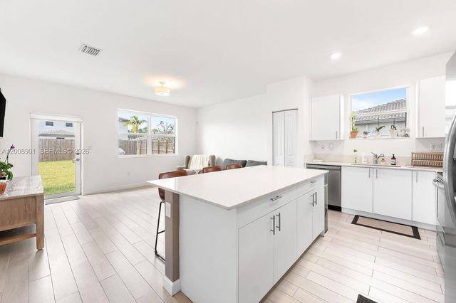 28905 SW 163rd Ct, Homestead, FL 33033