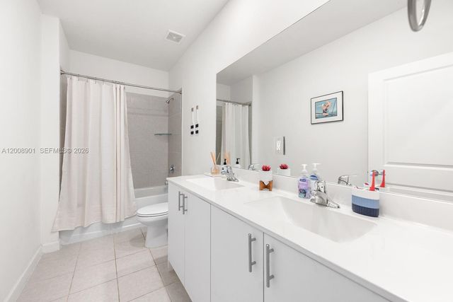 28905 SW 163rd Ct, Homestead, FL 33033