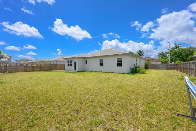 28905 SW 163rd Ct, Homestead, FL 33033
