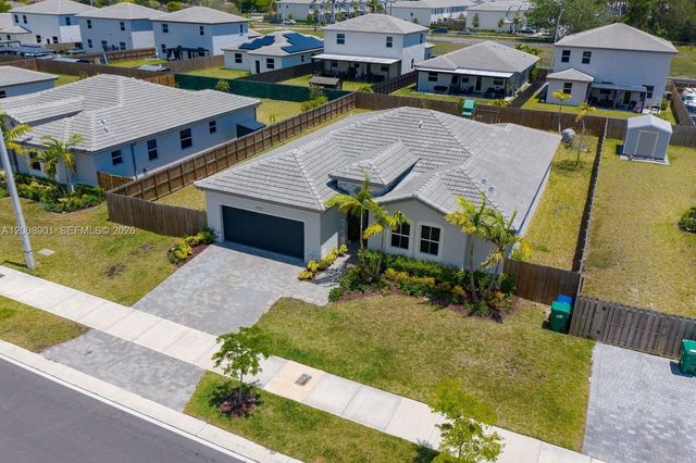 28905 SW 163rd Ct, Homestead, FL 33033