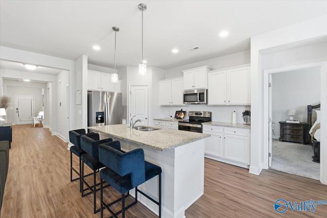 162 Cherry Laurel Drive, Hazel Green, AL 35750