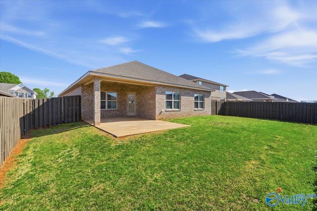 162 Cherry Laurel Drive, Hazel Green, AL 35750