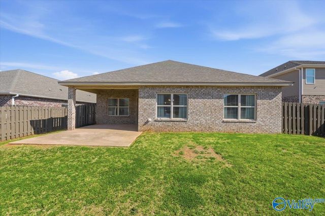 162 Cherry Laurel Drive, Hazel Green, AL 35750