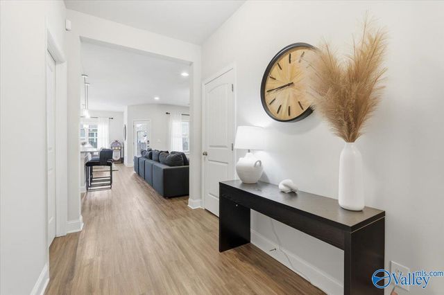 162 Cherry Laurel Drive, Hazel Green, AL 35750