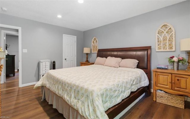 6581 Pine Haven CIR, Gloucester, VA 23061