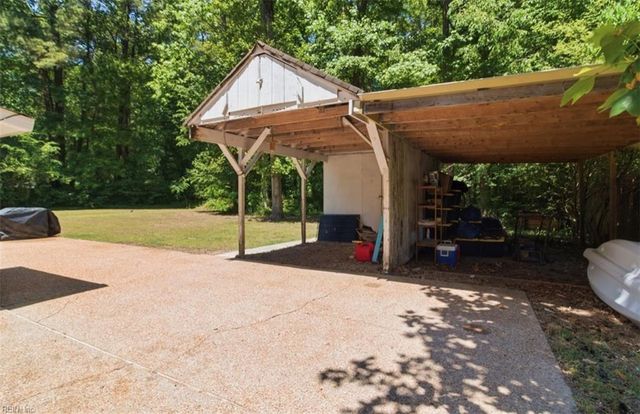 6581 Pine Haven CIR, Gloucester, VA 23061