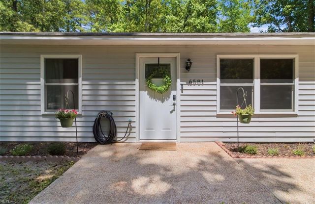 6581 Pine Haven CIR, Gloucester, VA 23061