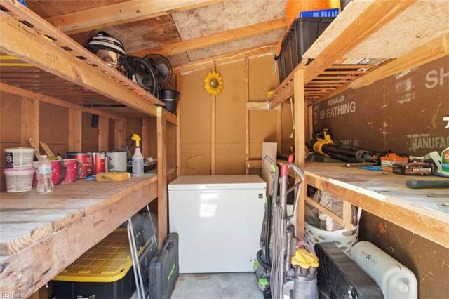 6581 Pine Haven CIR, Gloucester, VA 23061