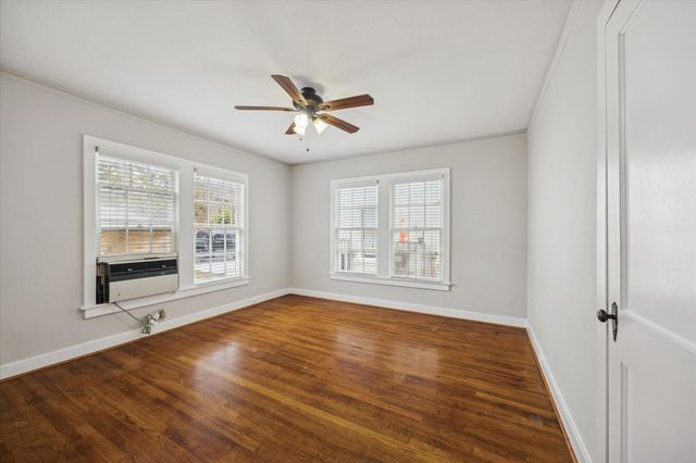 1810 W Alabama Street 1, Houston, TX 77098